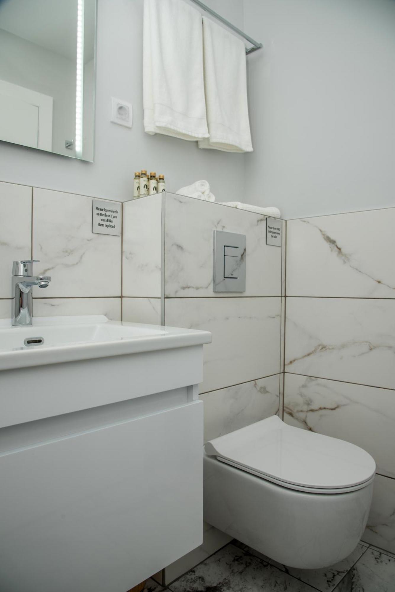 Republic Square Luxury Suites Belgrád Kültér fotó