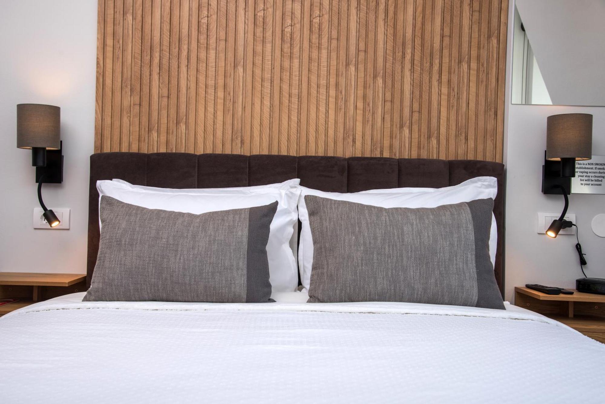 Republic Square Luxury Suites Belgrád Kültér fotó